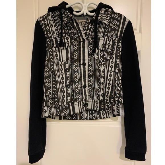 Aztec Jean Jacket Hoodie - Picture 3 of 6